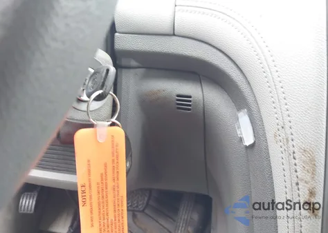 2017 Chevrolet Traverse Ls z USA, uszkodzony, nr VIN 1GNKVFED0HJ197306